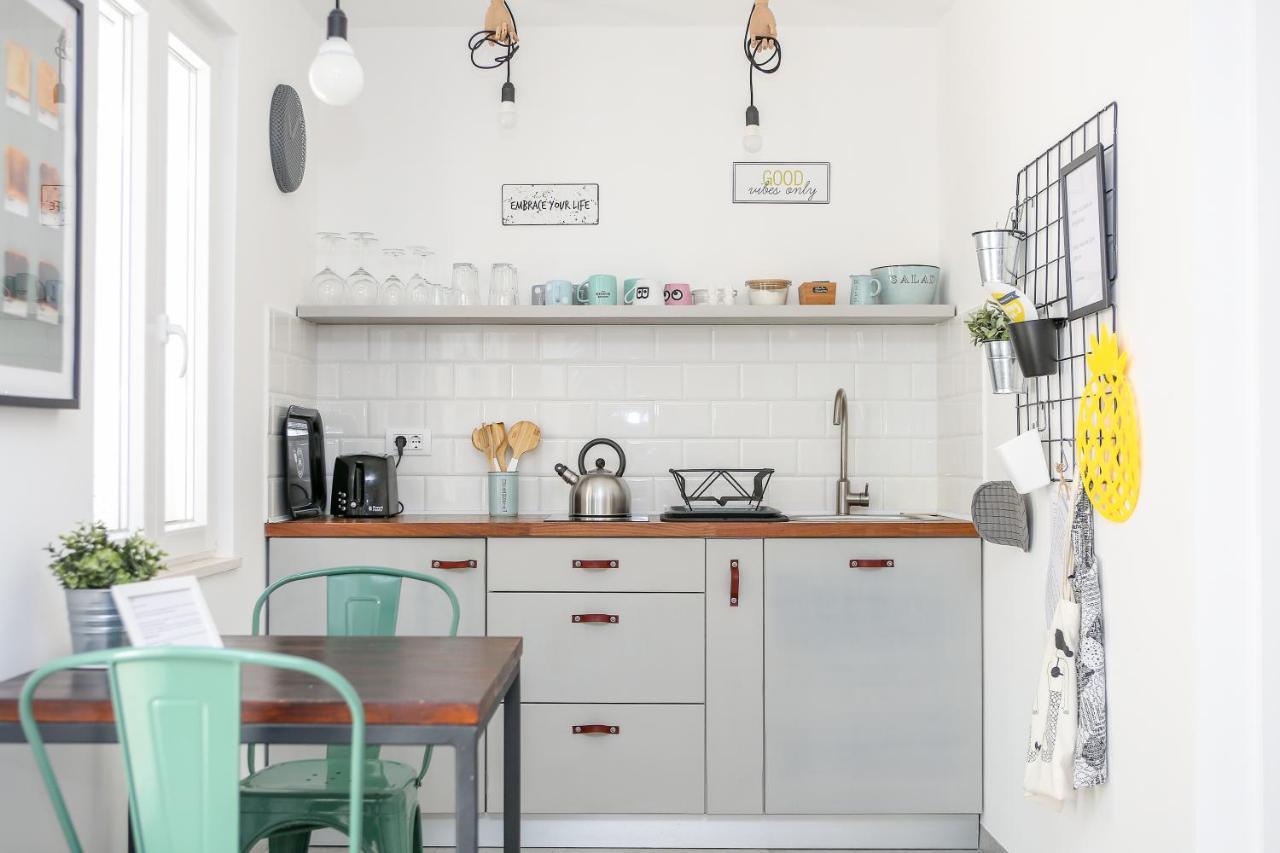 Apartment On The Sunny Side กอร์จูลา ภายนอก รูปภาพ